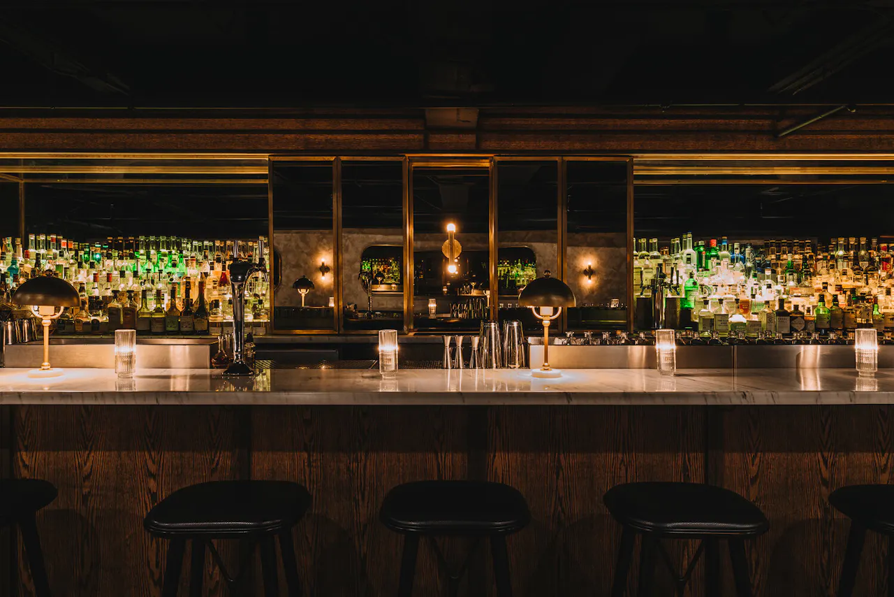 Bar photo 1