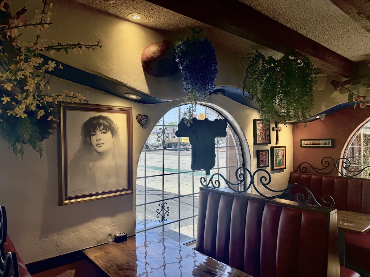 Gallery Slide 2