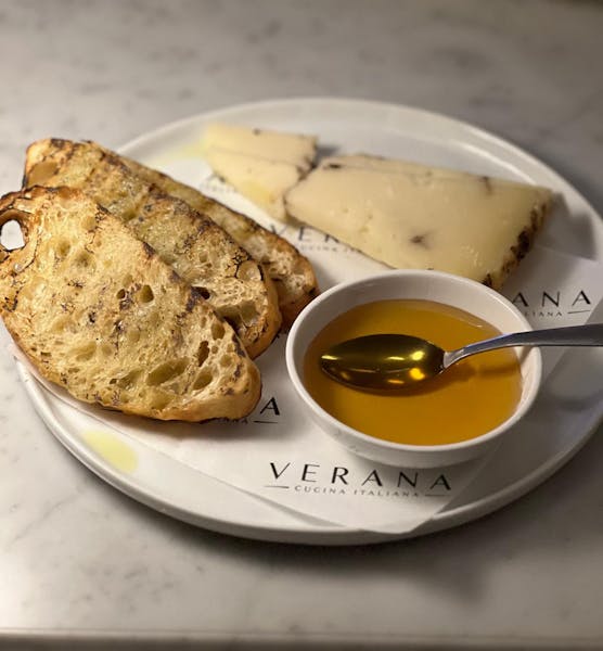 Happy Hour | Verana | Italian Restaurant in Norwood, NJ