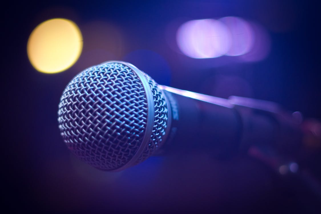 a close up of a microphone