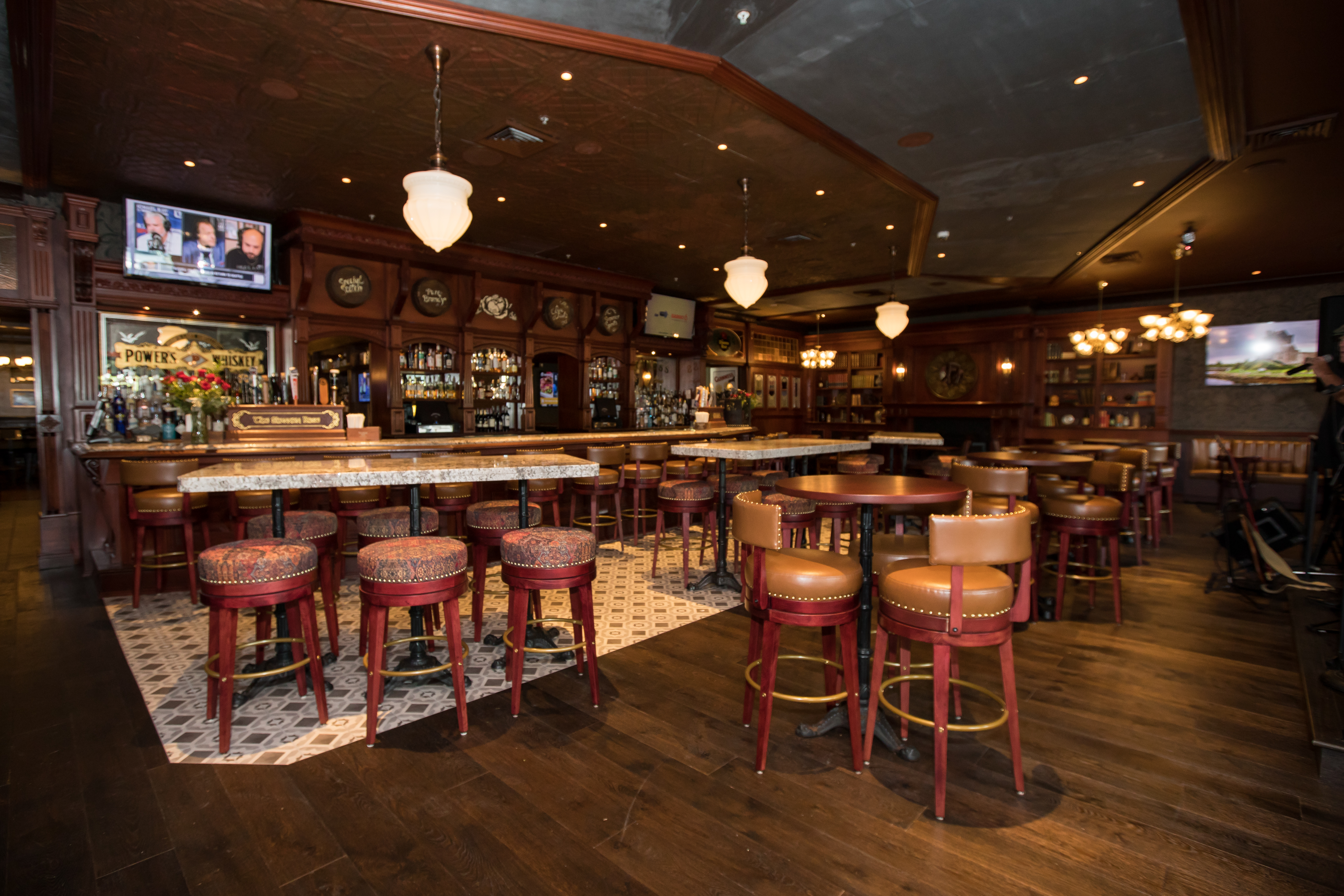 Photo 1 of 1: The Shannon Rose - 501