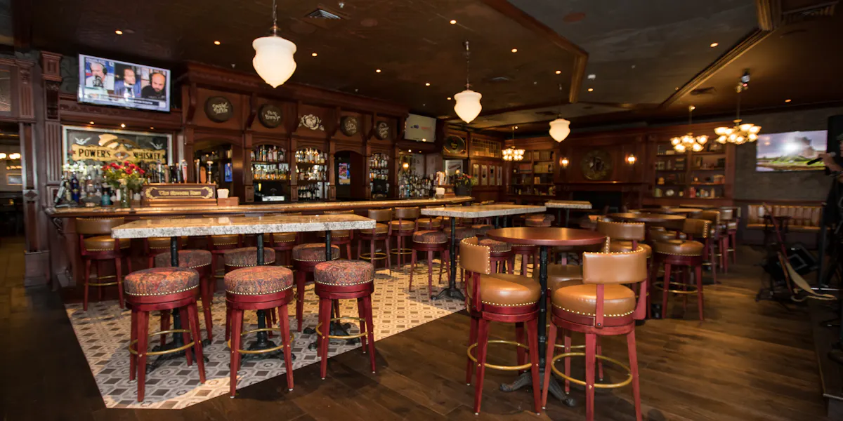 Photo 1 of 1: The Shannon Rose - 501