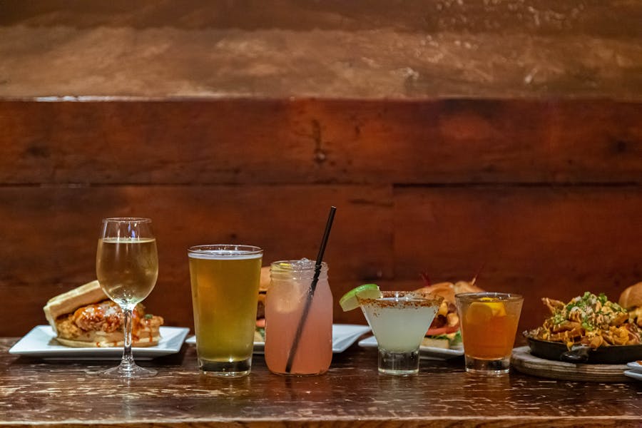 Bottomless Brunch Cornerstone Tavern Bar in New York, NY