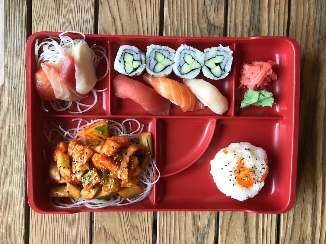 sushi bento