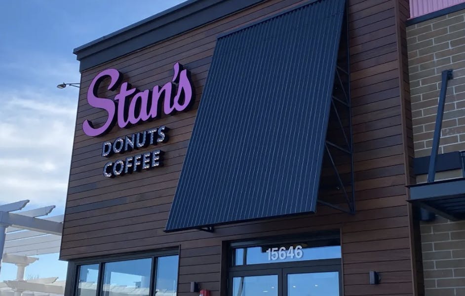 Orland Park Hours + Location Stan's Donuts Coffee, Donut Shop in
