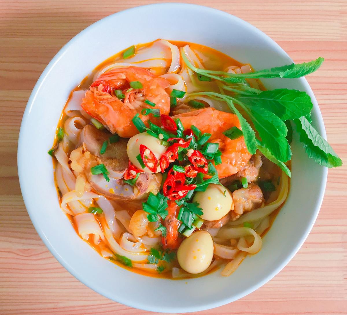 a bowl of food on a plate