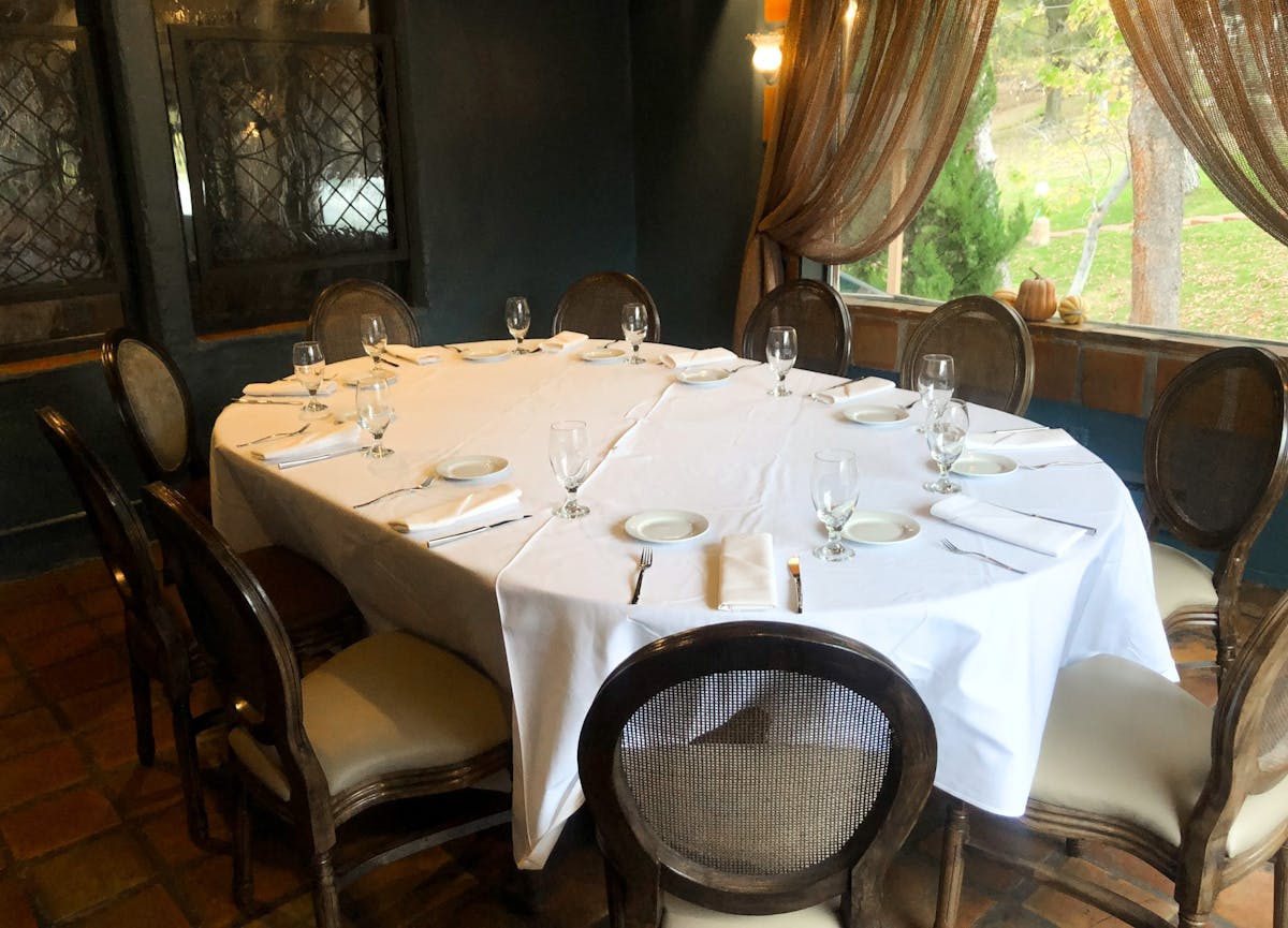 Kings Table | Seats 12