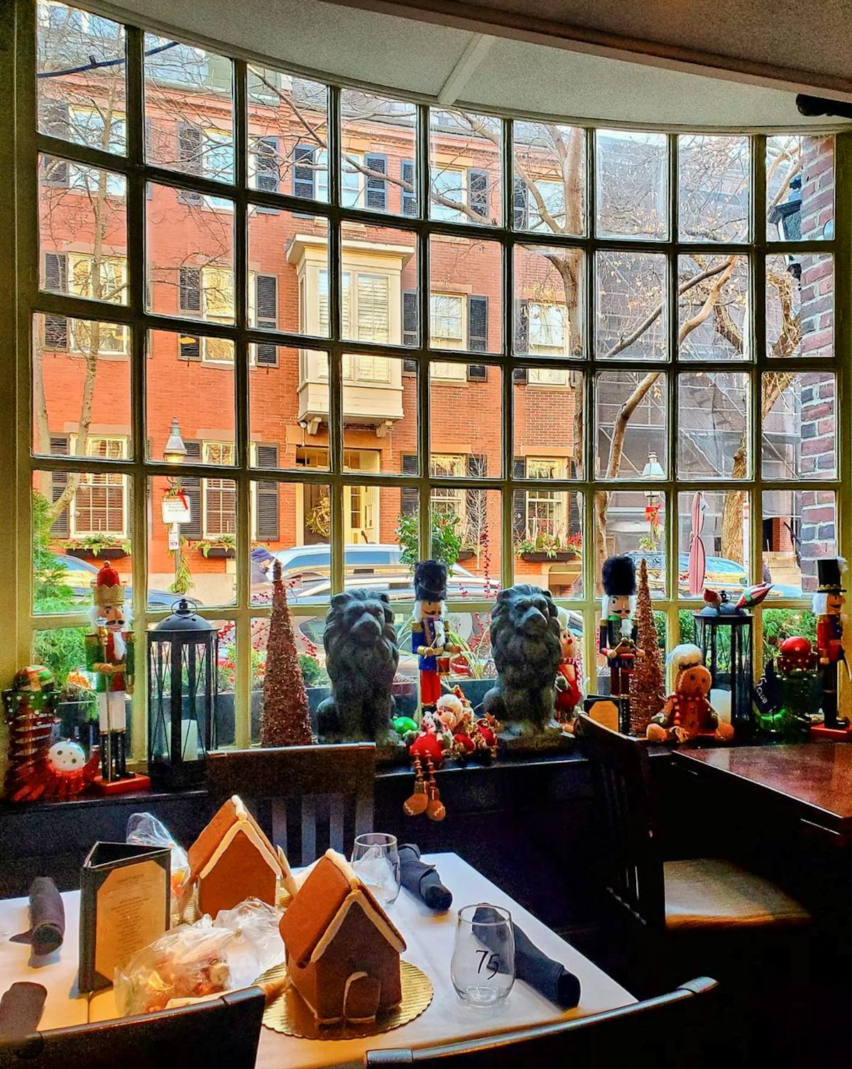 Beacon Hill restaurant decorated for the holidays