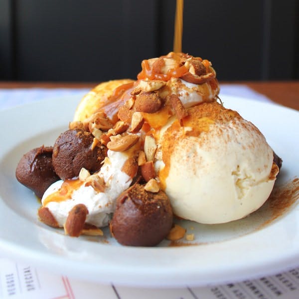 a dessert plate