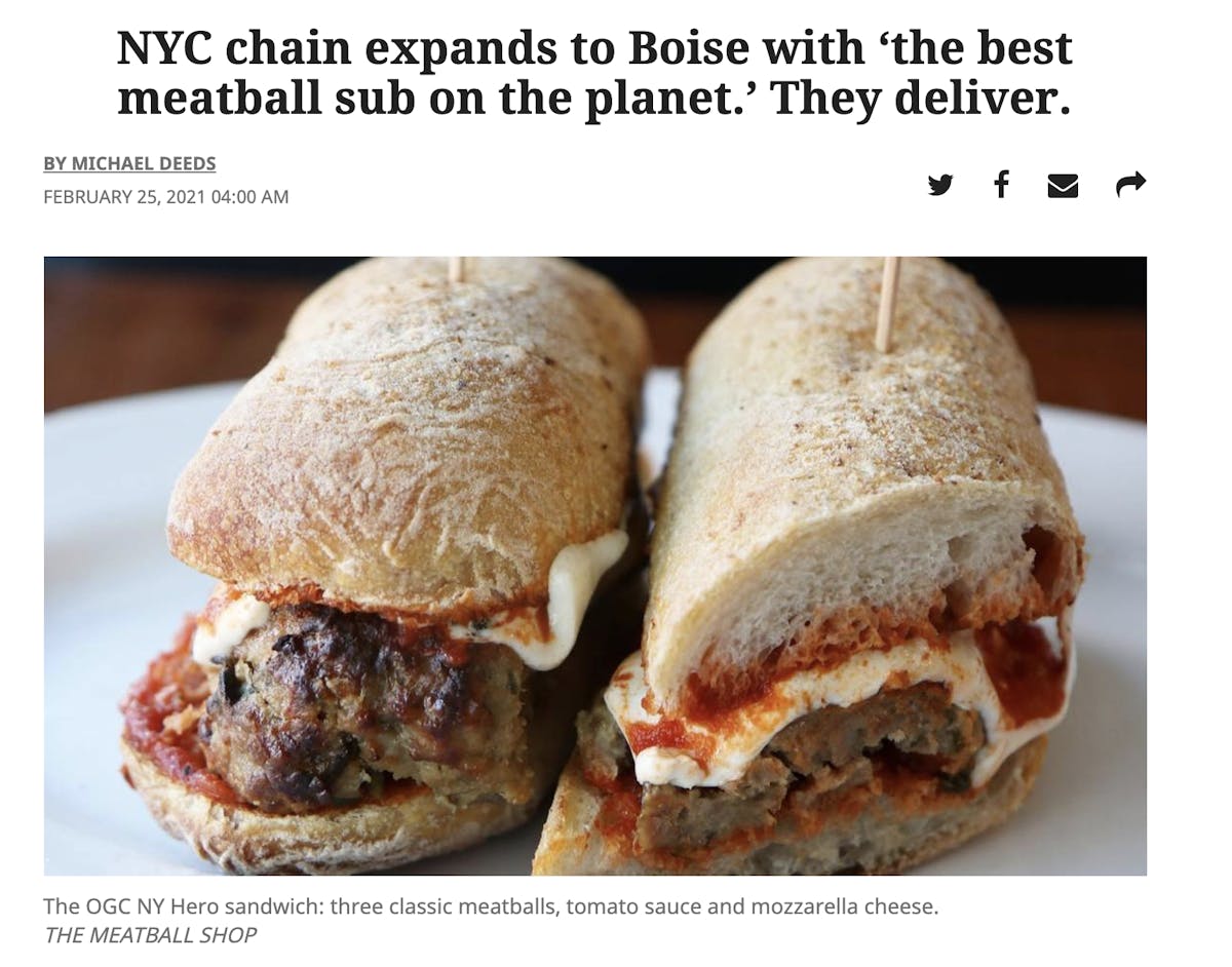 a sandwich cut in half
