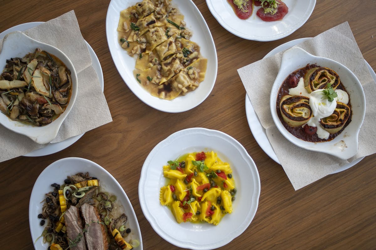 Bar Enza food