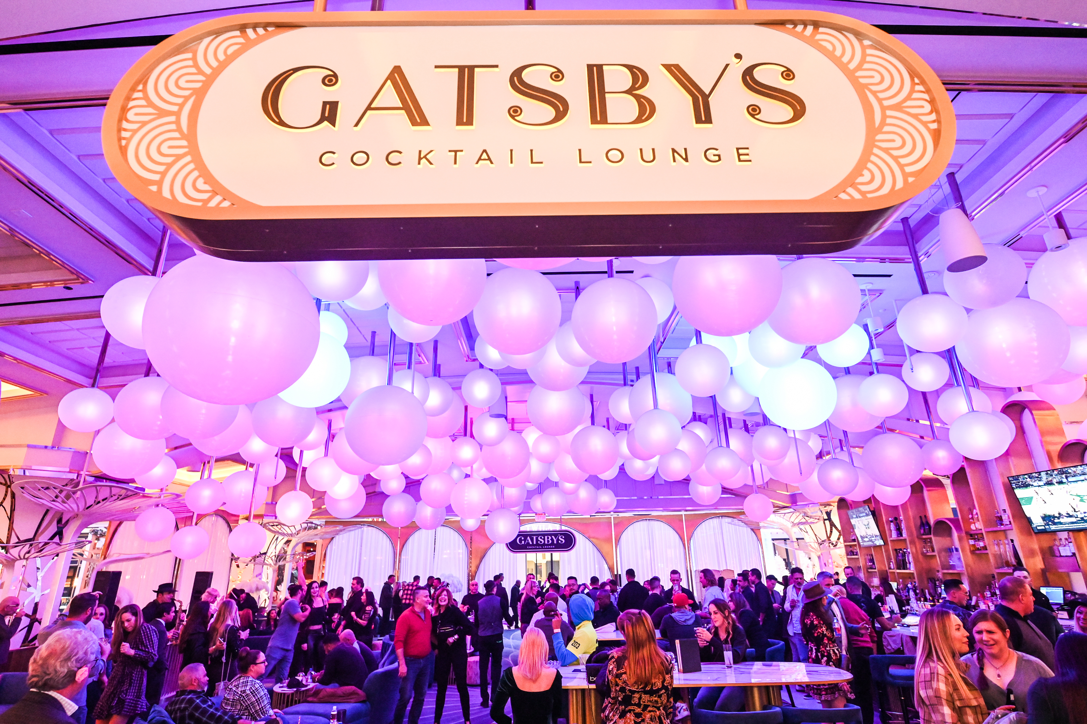 gatsbys entrance