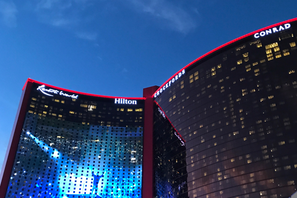 Resorts world las vegas cocktail lounge