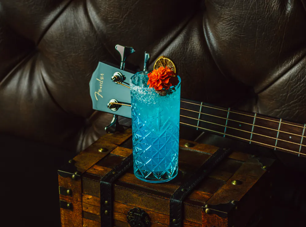 best bar in south lake tahoe with premium cocktails every night