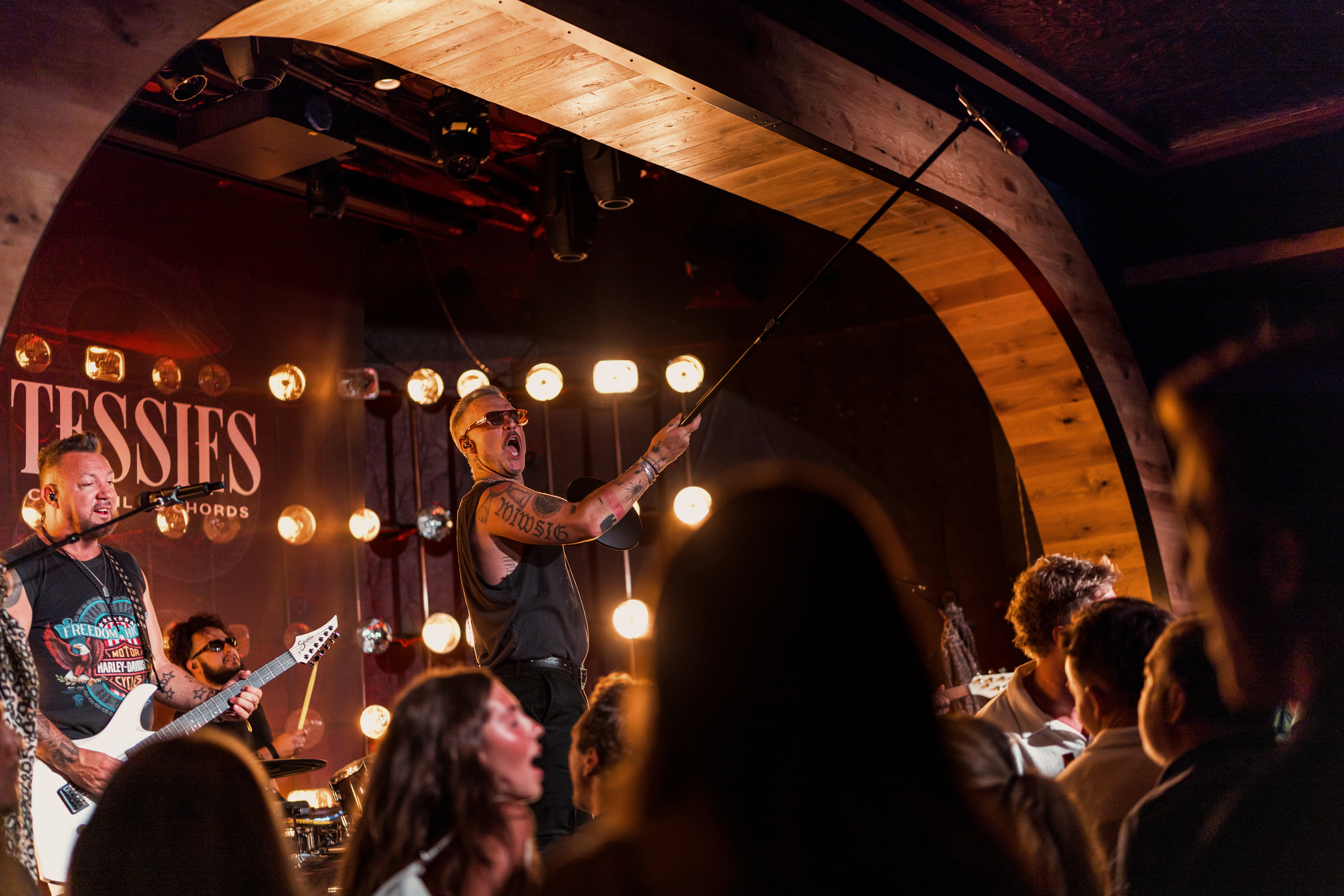live music in south lake tahoe come and enjoy the music and cocktails