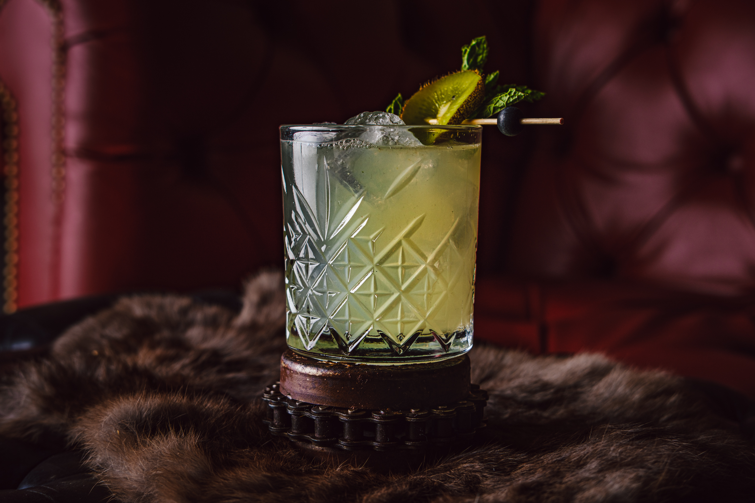 why is tessies different from other bars in south lake tahoe? it has the best cocktails lake tahoe