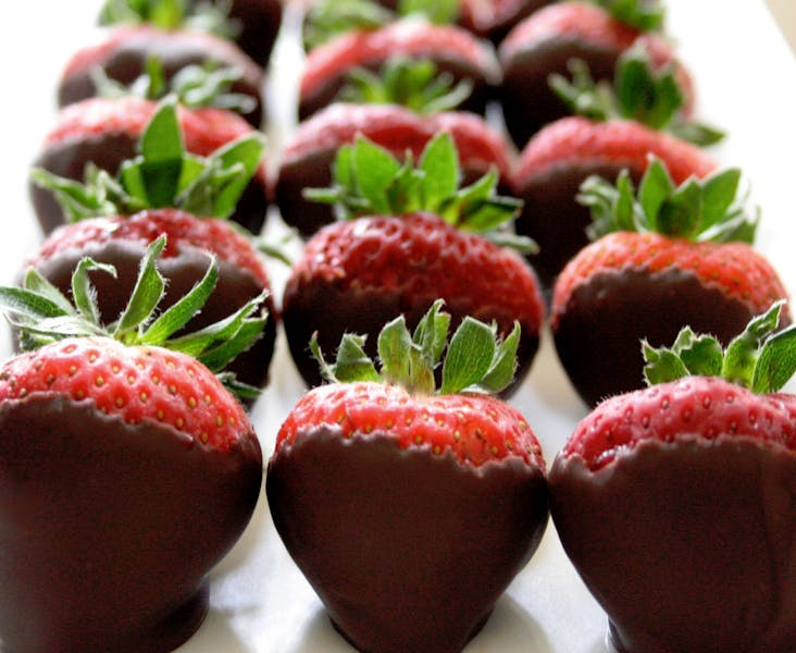 Chocolate Covered Strawberries D4 Irish Pub & Cafe Irish Restaurant