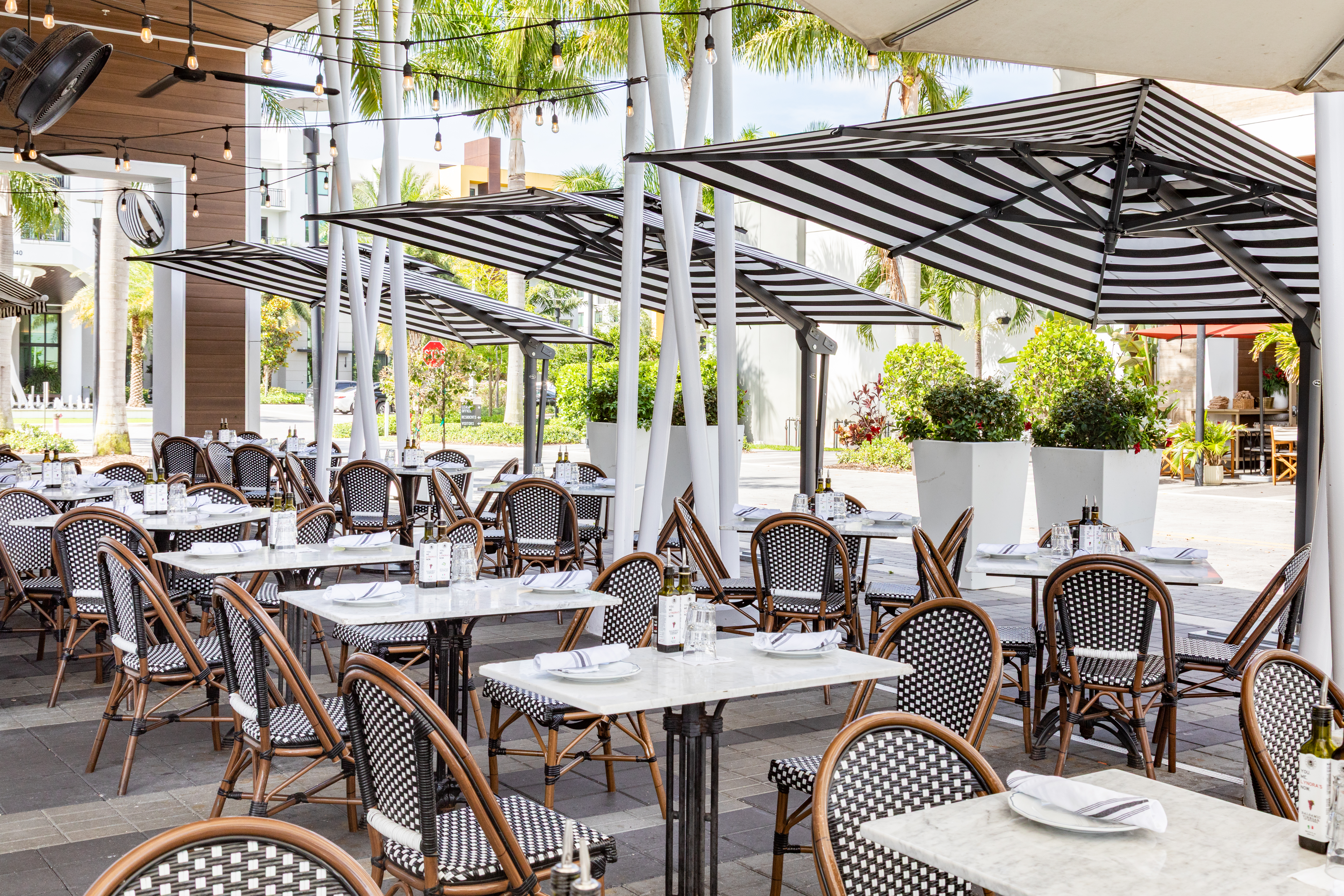 a tables and chairs outside of a restaurant