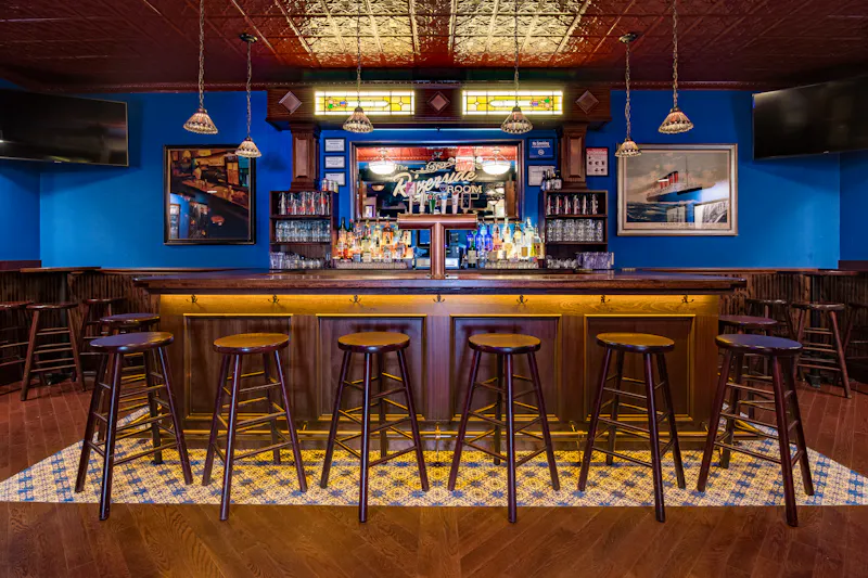 Bar photo 2