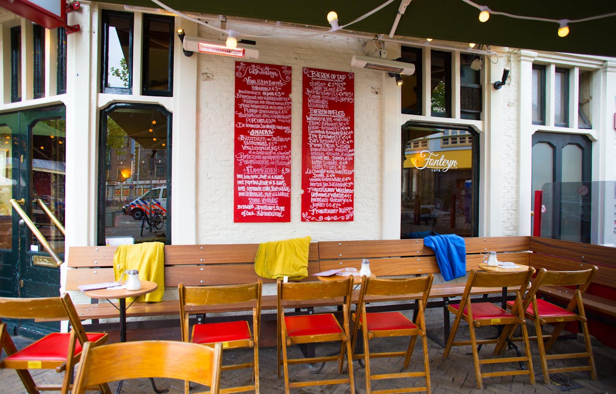 A cafe provides blankets for their guests to use