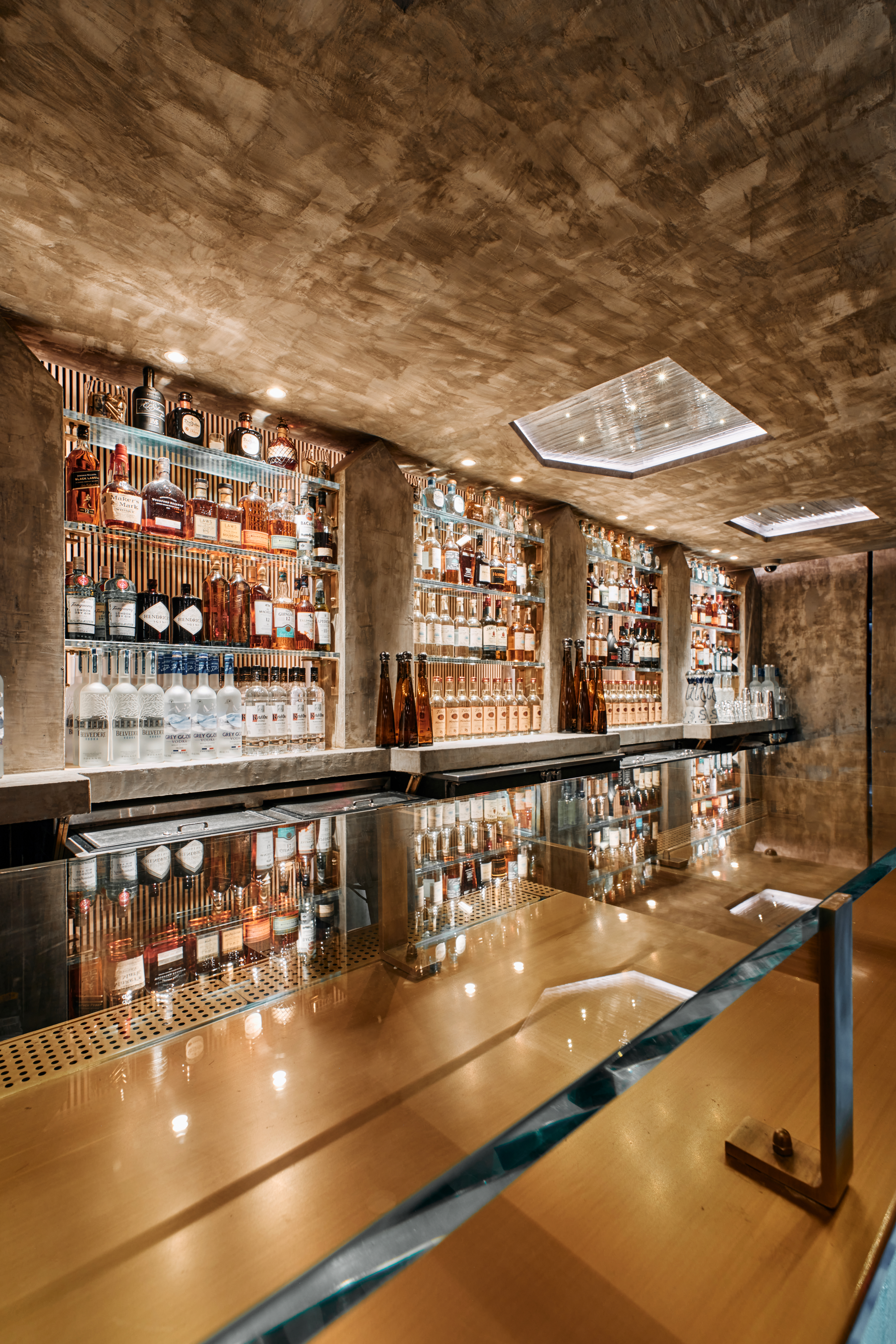 Bar photo 2