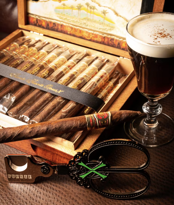 Cigar & Cocktail