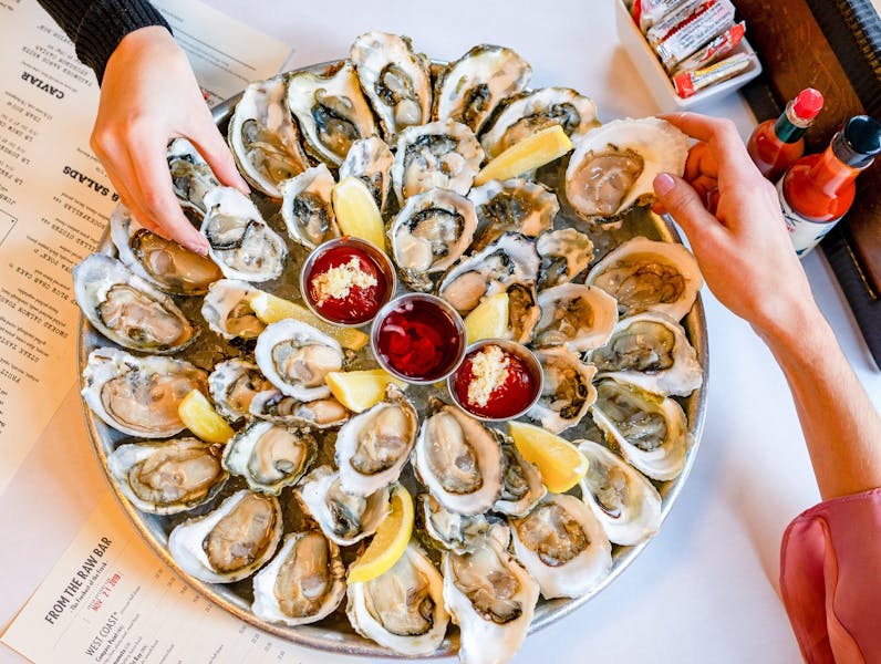 Glendale, CO, Seafood Restaurant & Oyster Bar Specials & Events