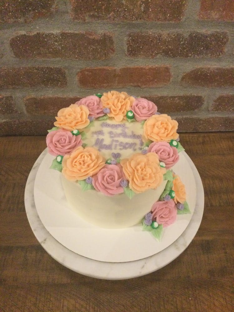 Cakes Main Street Café & Bakery