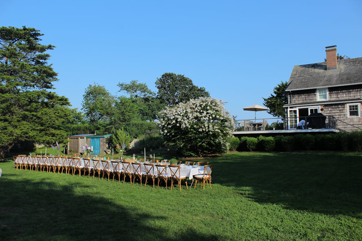 a dining event table