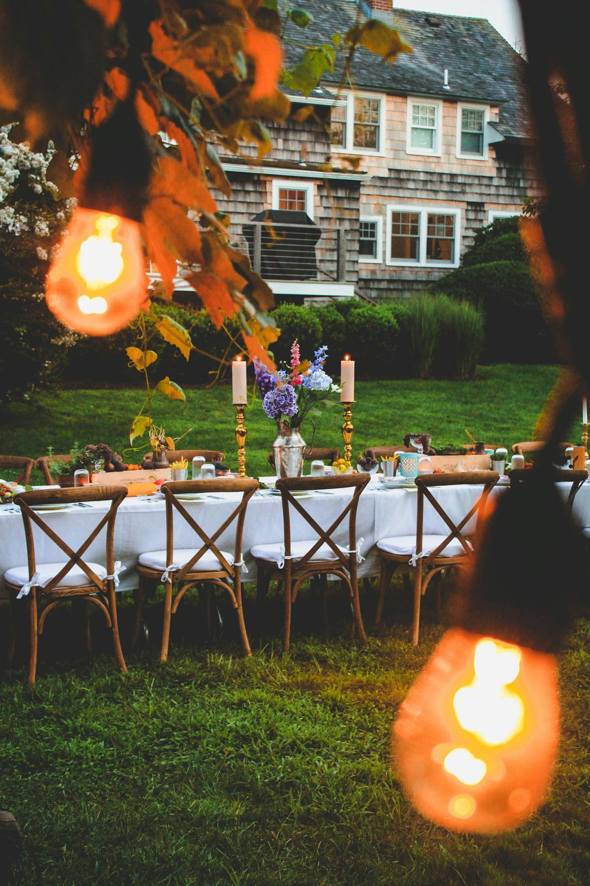 a dining event table