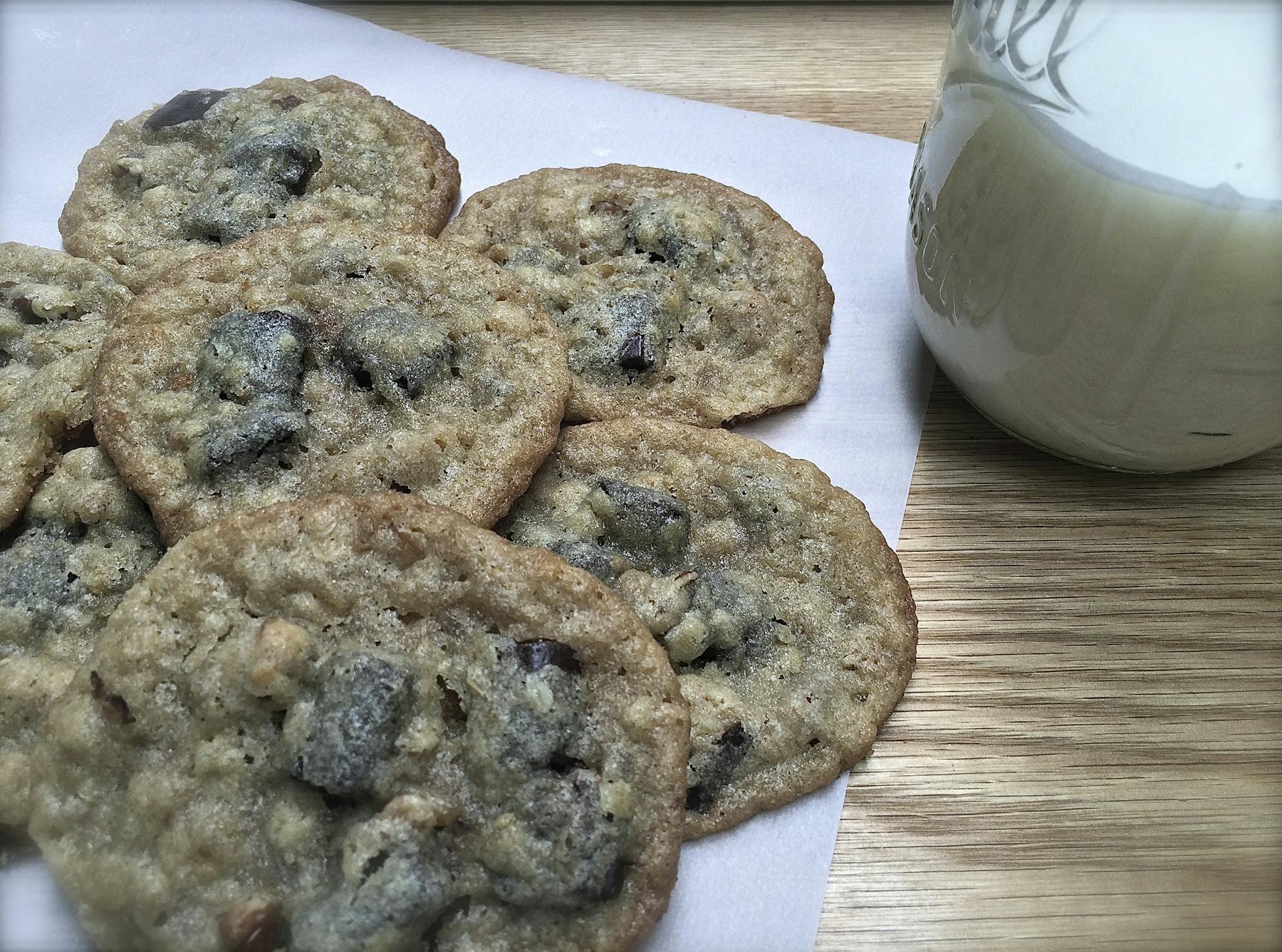 chocolate chip cookies