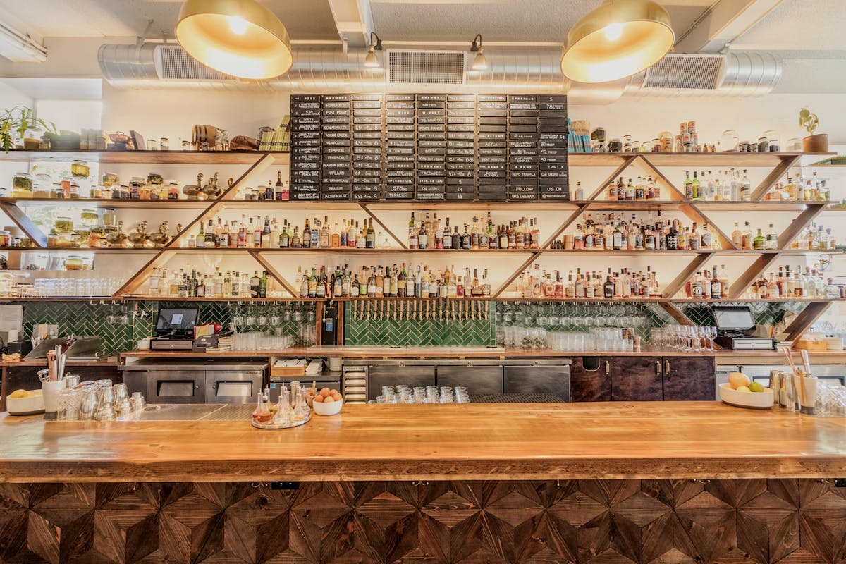 bar