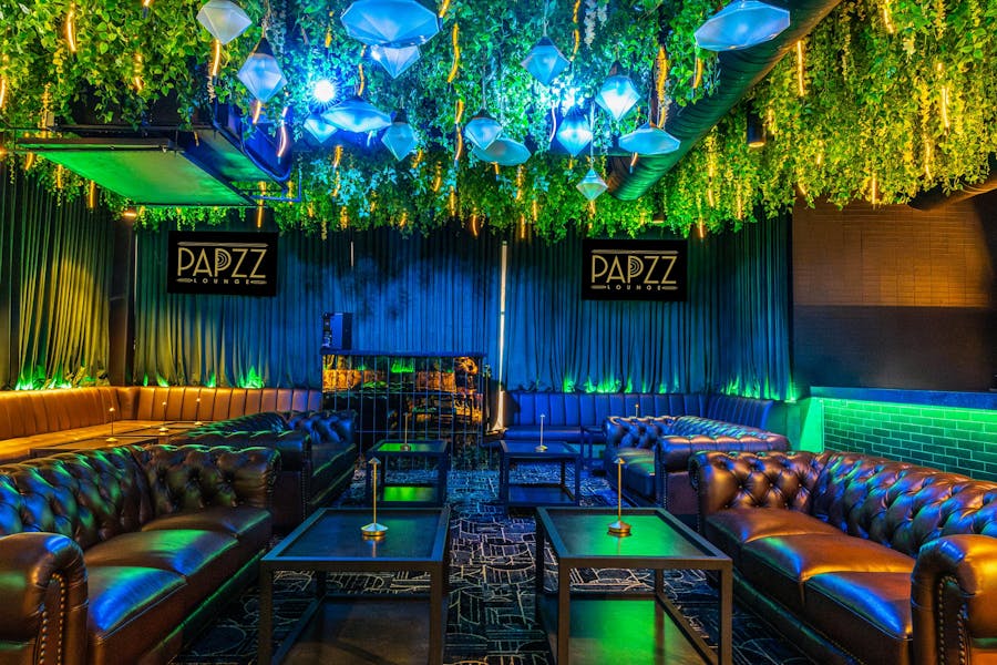 PAPZZ Lounge at Paparazzi Chophouse