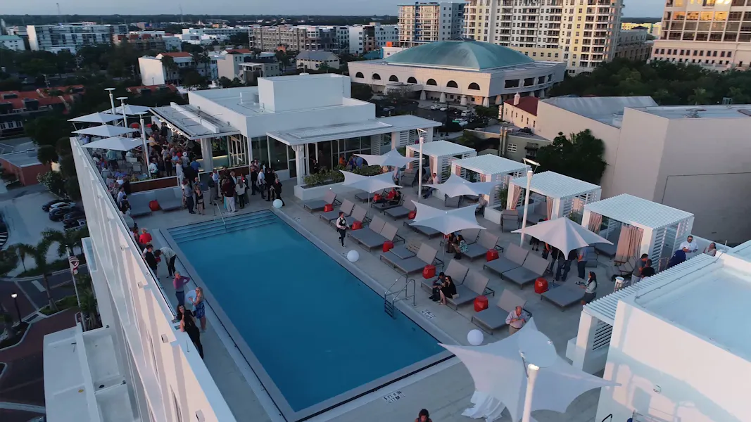 Hours Location Perspective Rooftop Bar Poolside Bar In Sarasota Fl
