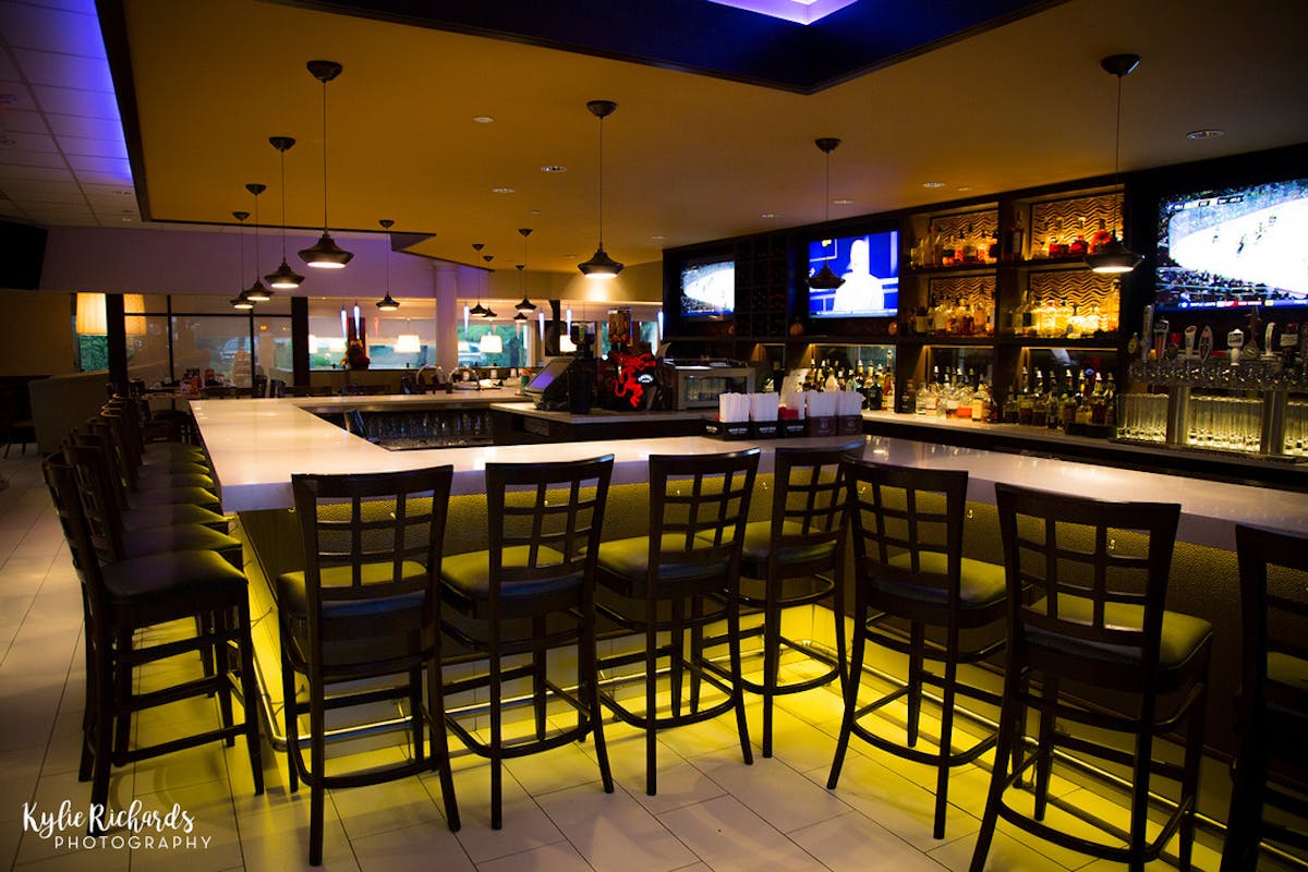 a dining room table in a restaurant