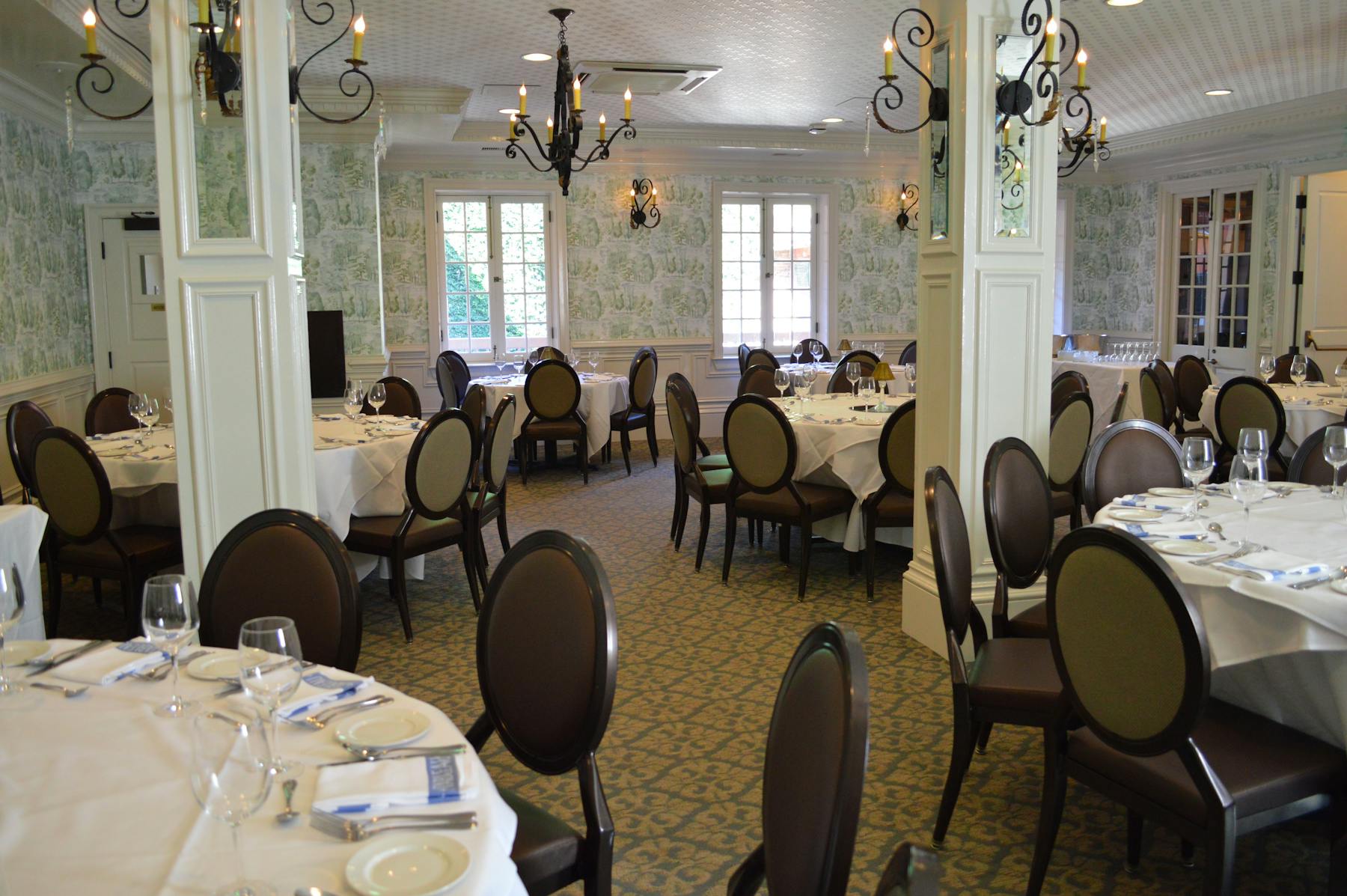 Green Room At The Heart Of French Quarter Dining Tableau