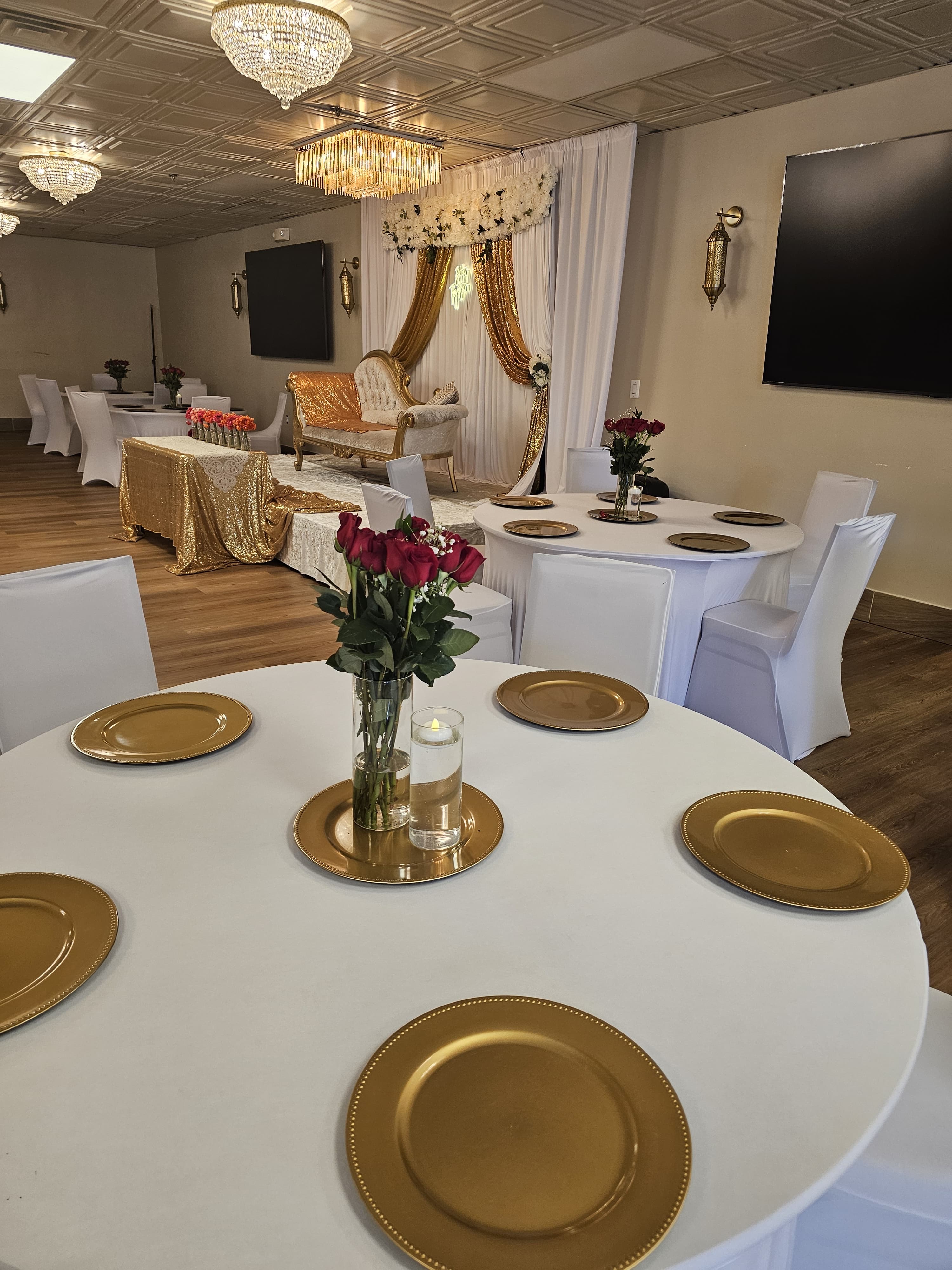 banquet hall table and stage photo