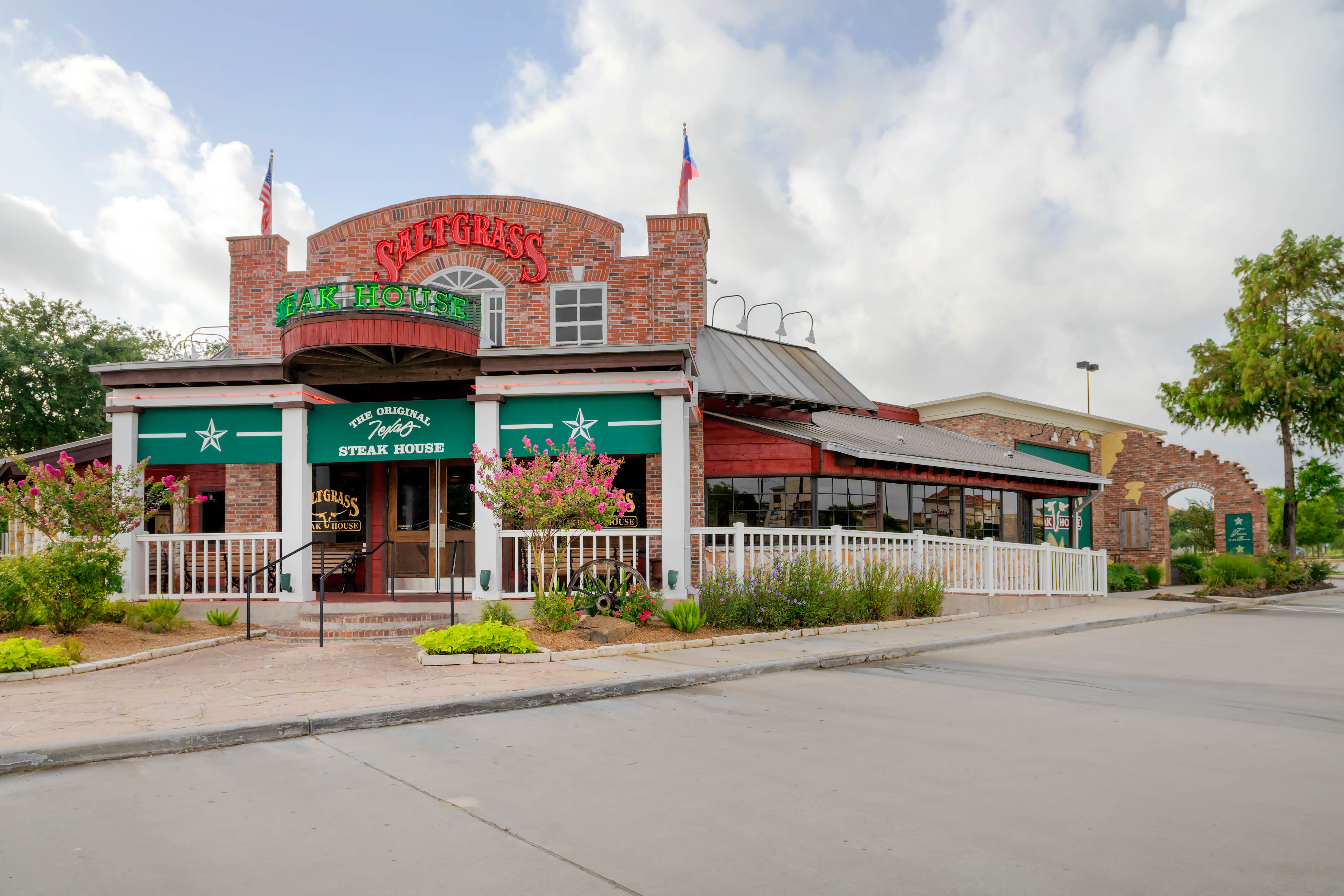 Willowbrook Hours + Location Saltgrass Steak House