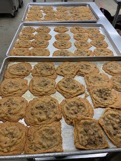 a tray of cookies