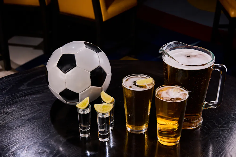 looking to watch the game in henderson? watch at borracha, the best sports bar in henderson
