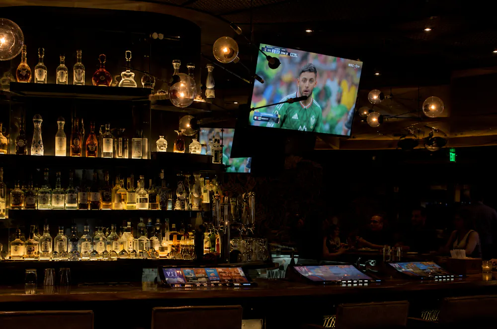 sports bar in henderson to watch the game with great mexican food henderson