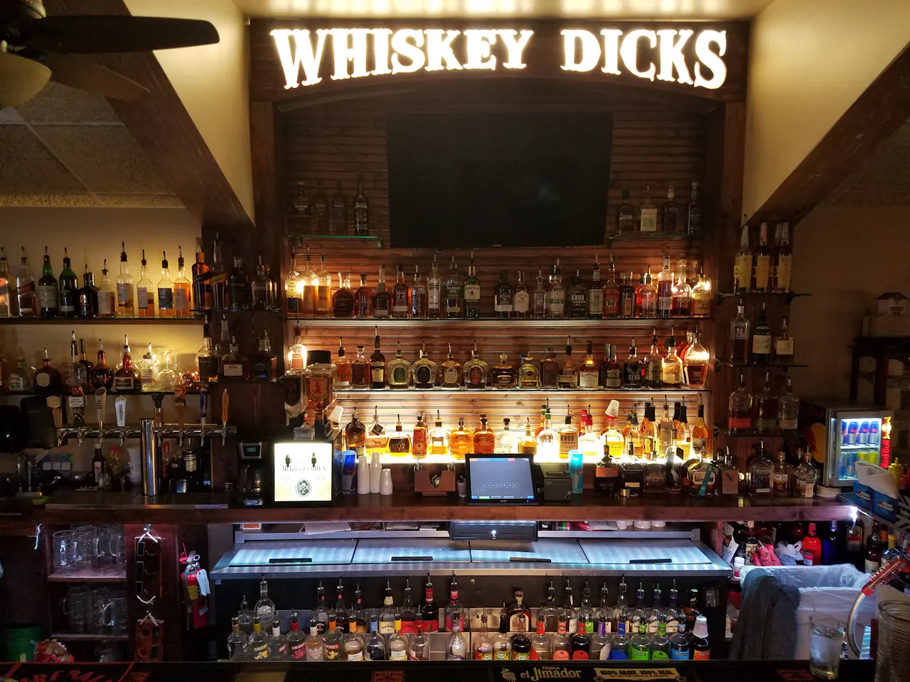 Bar photo 1
