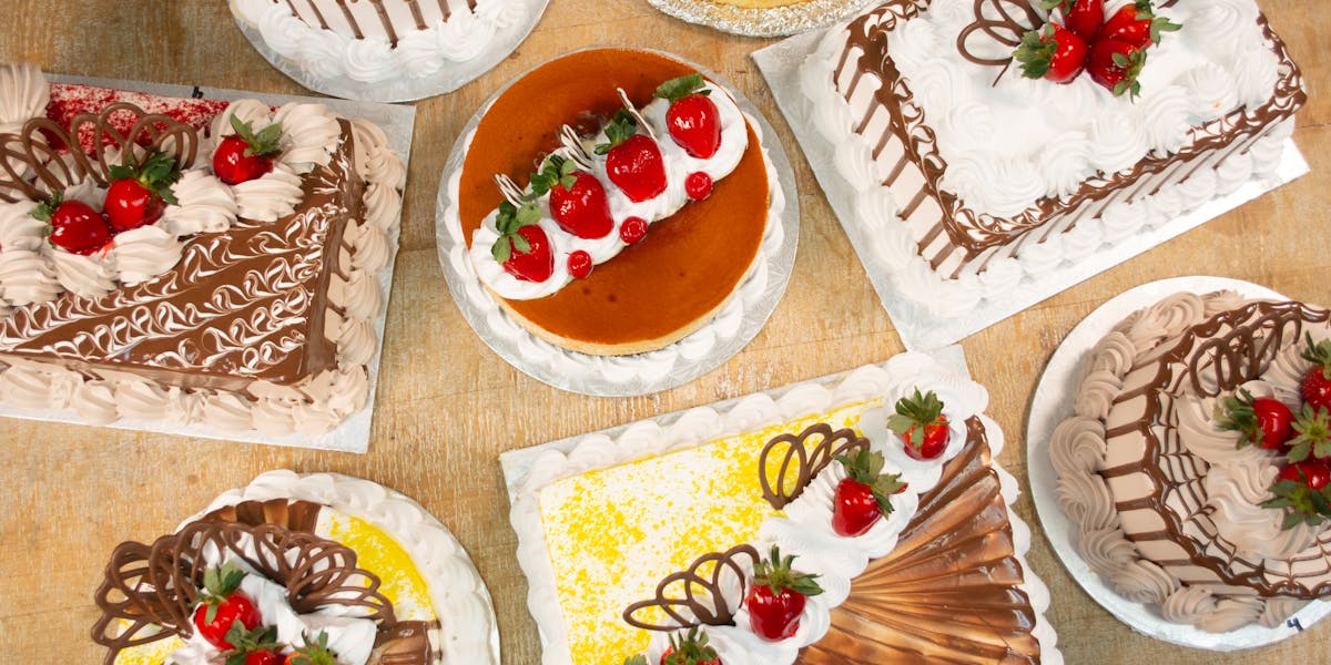 Custom Cakes El Bolillo Bakery in Texas Custom Cakes El Bolillo Bakery in Texas