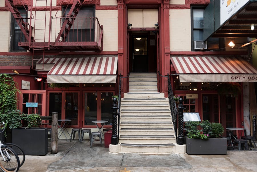 Chelsea Hours + Location The Grey Dog