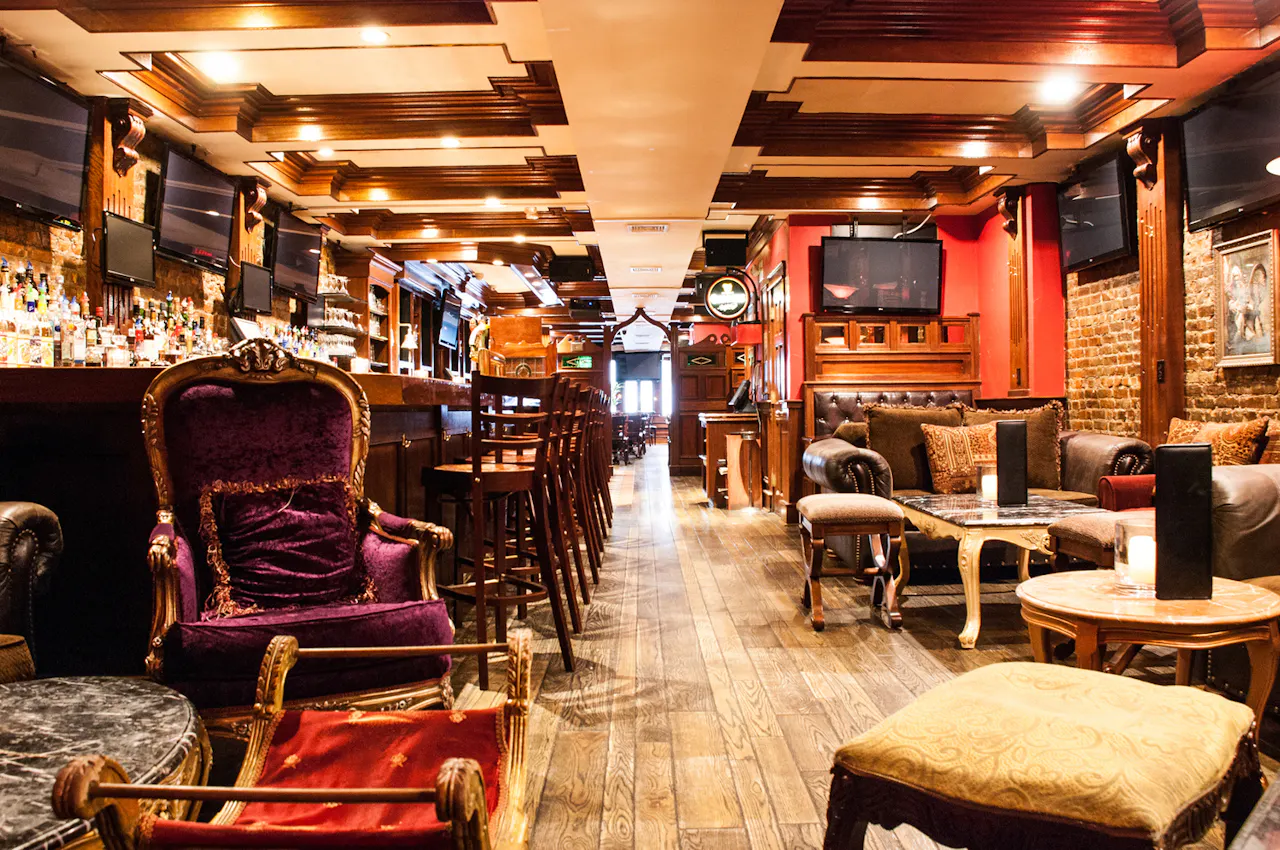 Bar photo 1