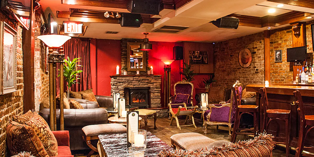 Playwright Irish Pub