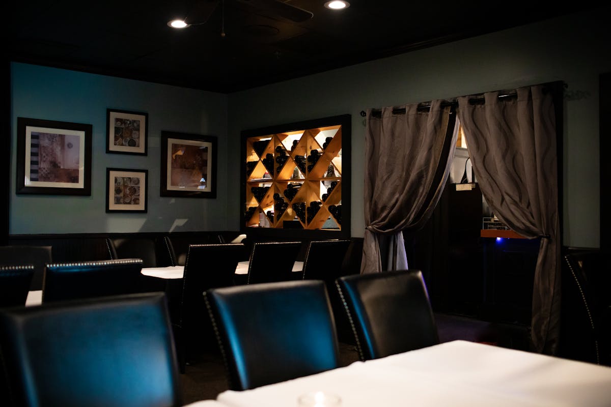 a dining room at a restaurant