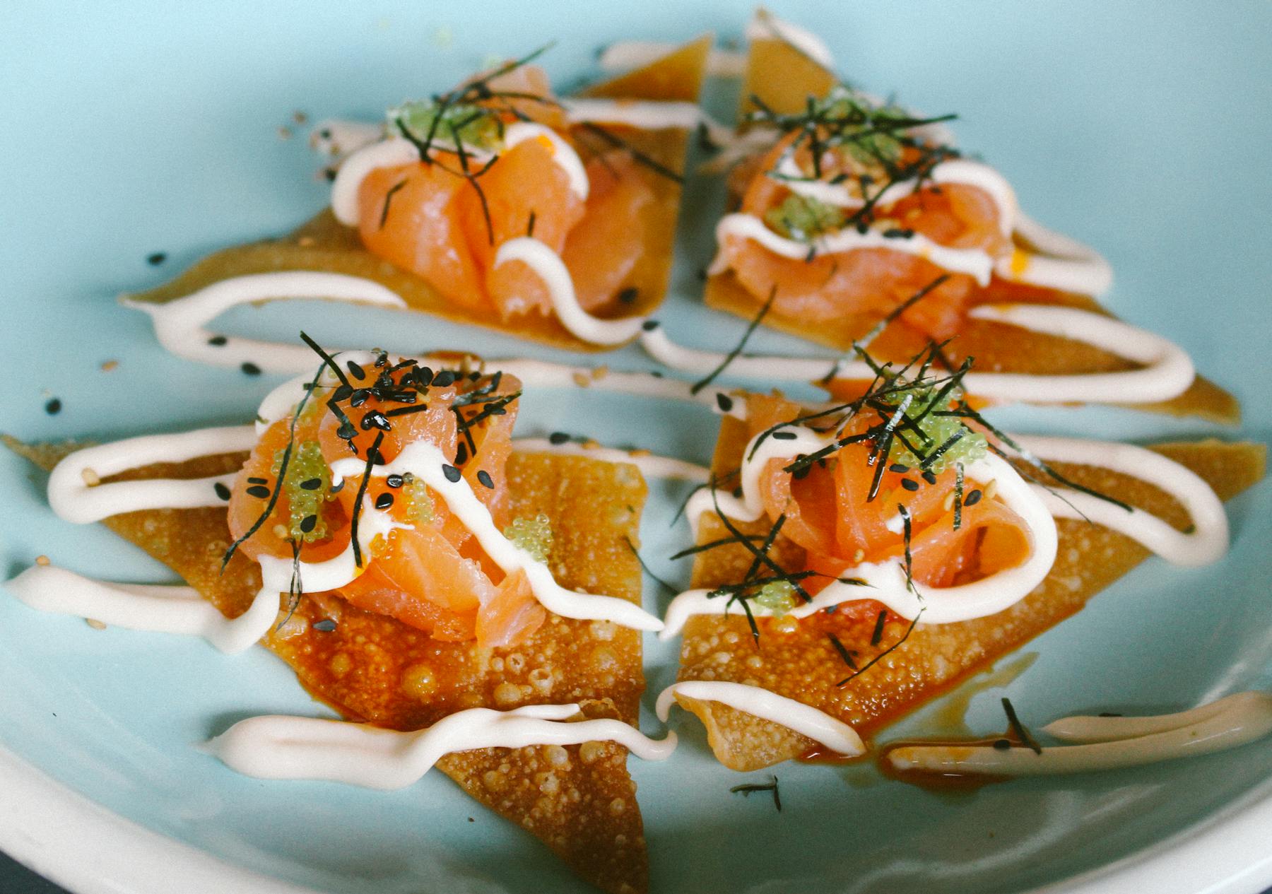smoked salmon wontons