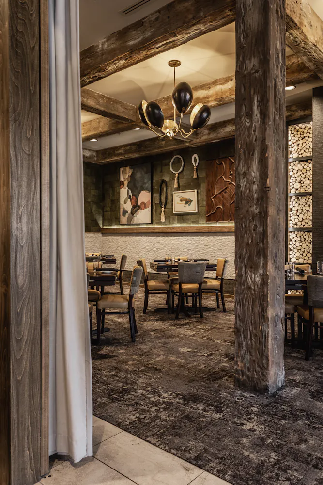 Stone Creek restaurant dining area