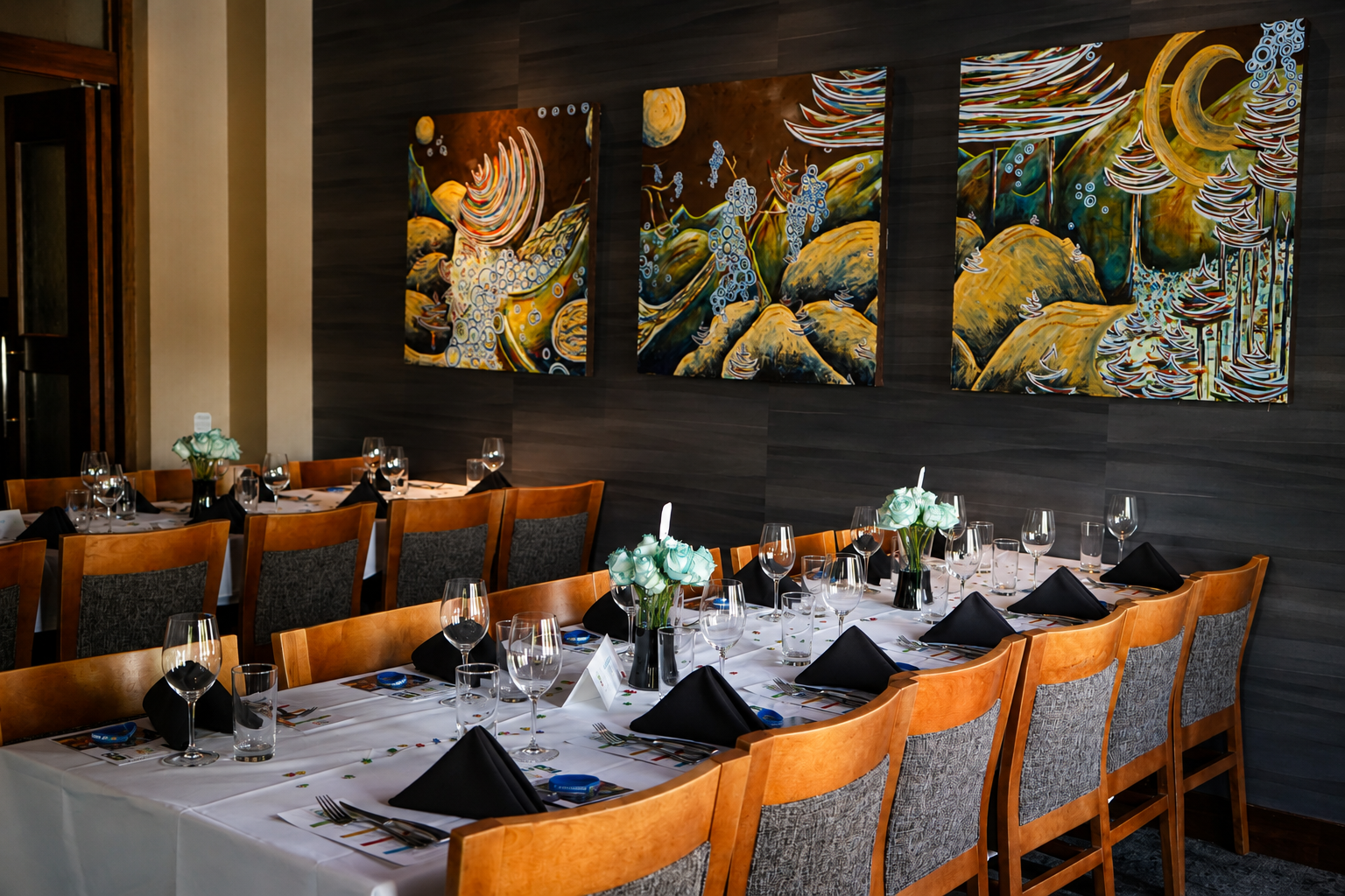 Stone Creek restaurant dining area